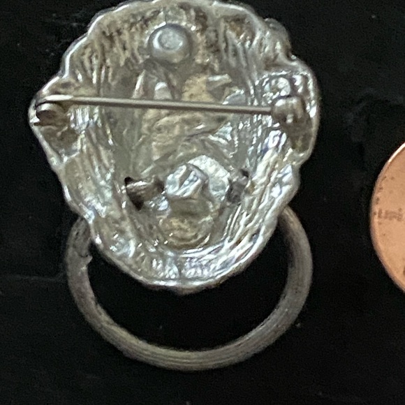 Vintage Silver Lion Head Door Knocker Brooch or Pin - Picture 3 of 5